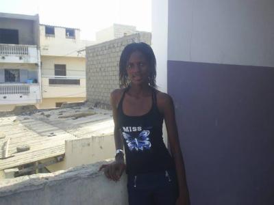 ELLE C MA COUZINE MOUNASS